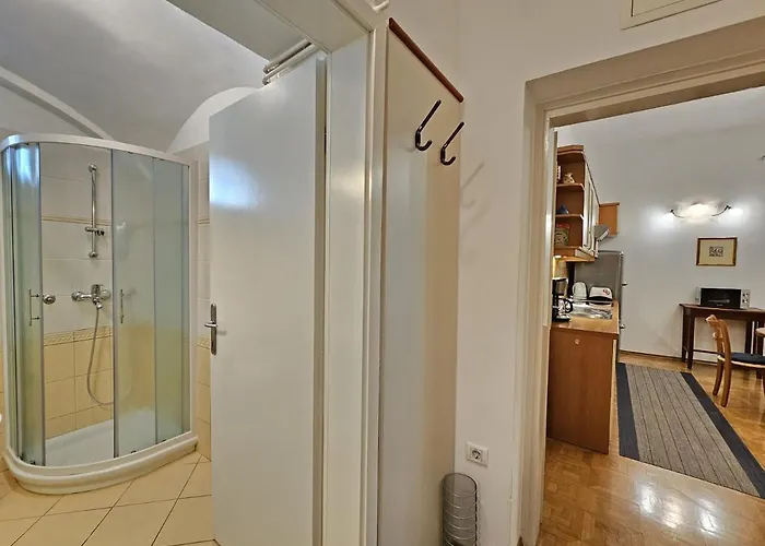 Apartamento Spacious Nika 2 Tour As