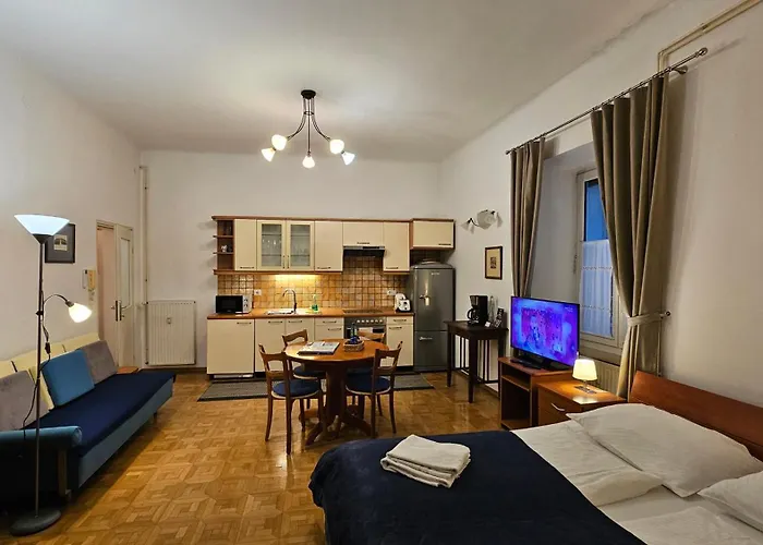 Lejlighed Spacious Nika 2 Tour As *