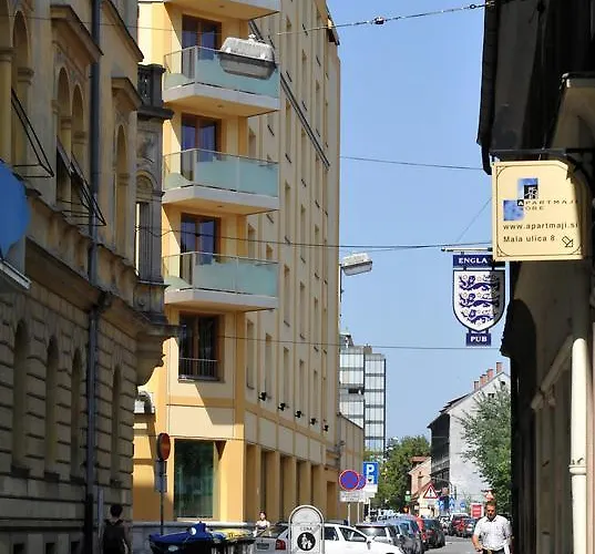 Spacious Nika 2 Tour As شقة *